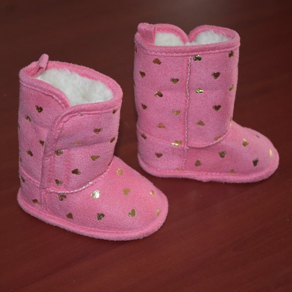 Primark Boots Pink with Golden Hearts Allover - Newborn to 3 months - Picture 1 of 6